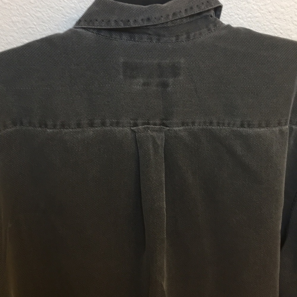 Shirt - Picture 3 of 4
